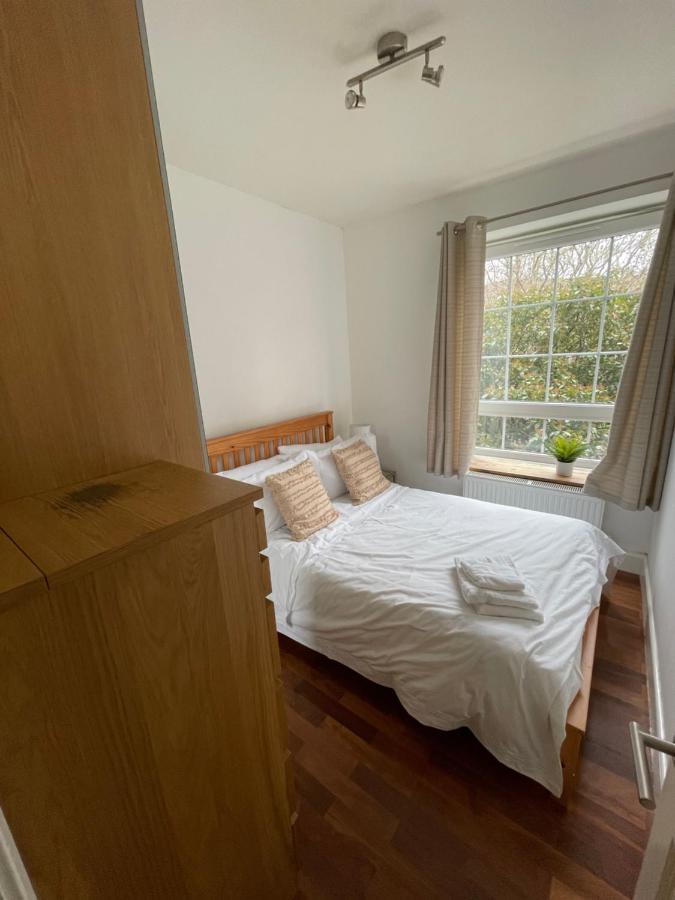 Spacious Flat Opposite The Oval * Londen